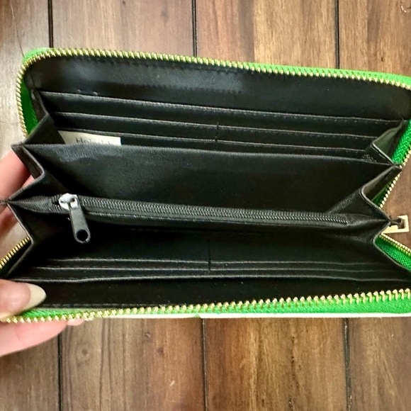 Brightly Colored Banana Print Wallet - Picture 6 of 7